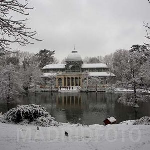 Palacio de Cristal nevado en color