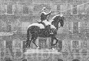 Plaza Mayor nevando